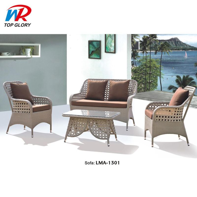 2021 New Design Garden Furniture Outdoor Furniture Round Rattan Woven Waterproof Sofa Rattan Sofa