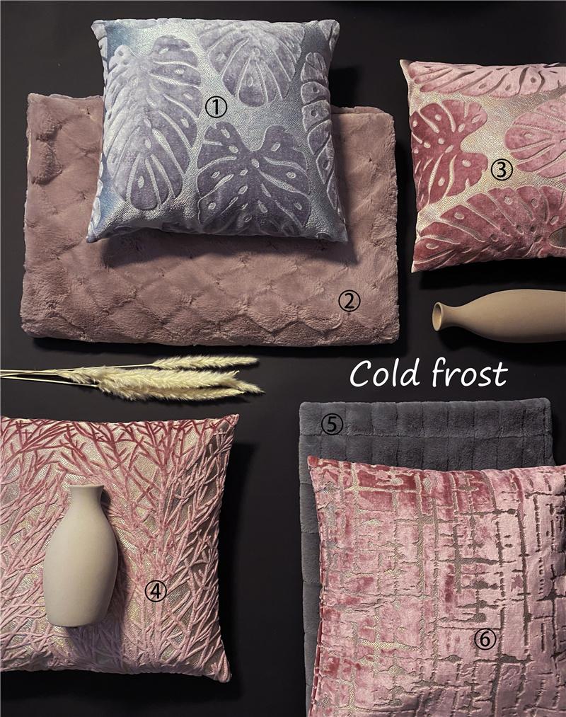 Cut Velvet Polyester Sofa Cushions / Color Pillows Home Decorative Cushions