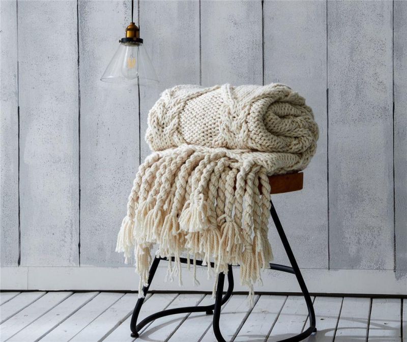 Thick Merino Wool Blanket Chunky Hand-Woven Tassel Knitting Sofa Throw Blanket with POM POM