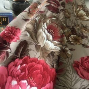 Upholstery Flower Printed Price Per Meter Velvet Fabric for Sofa