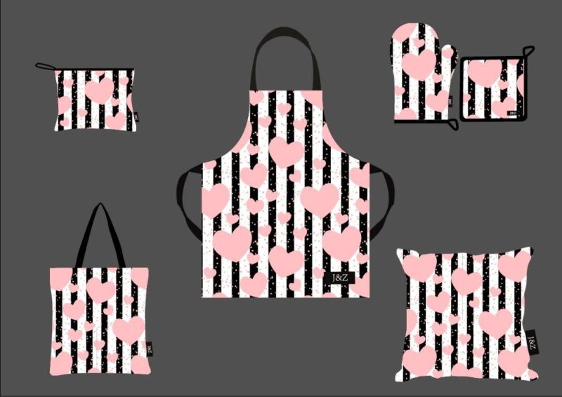 Custom Digital Printing Pink Heart Cotton or Polyester Household Textiles Kitchen Textile Set Accessories