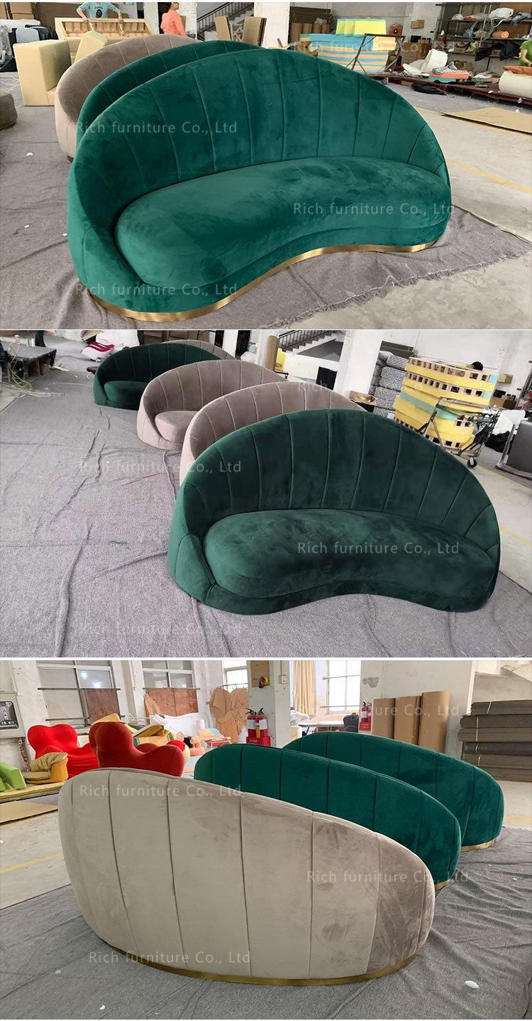 Home Furniture Curved Velvet Couch Shell Sofa Hotel Modern Leisure Fabric Sofa