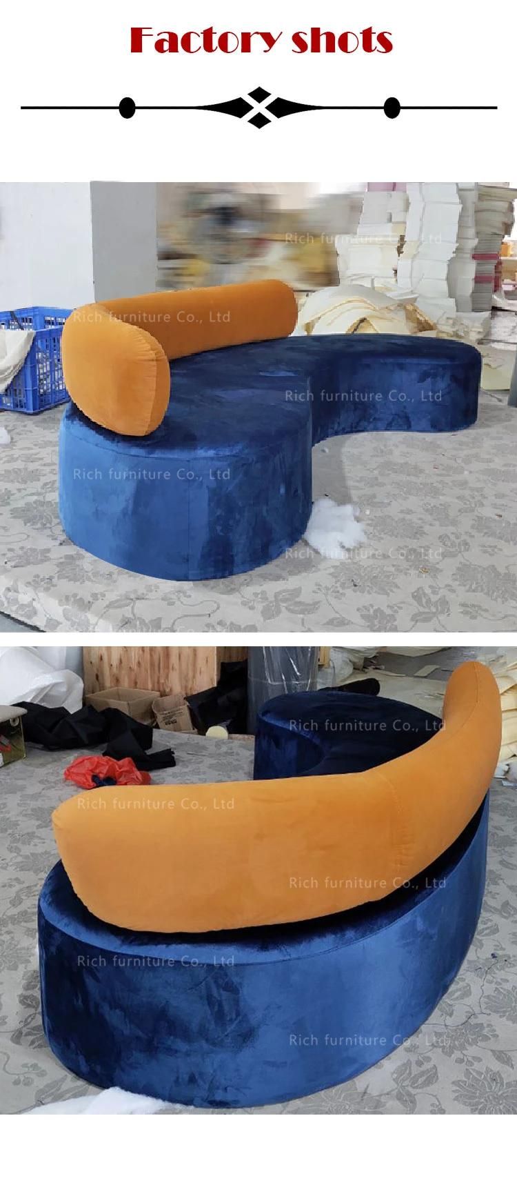 Nordic Fabric Curved Seat Sofa Modern Curved Kidney Shaped Velvet Sofa