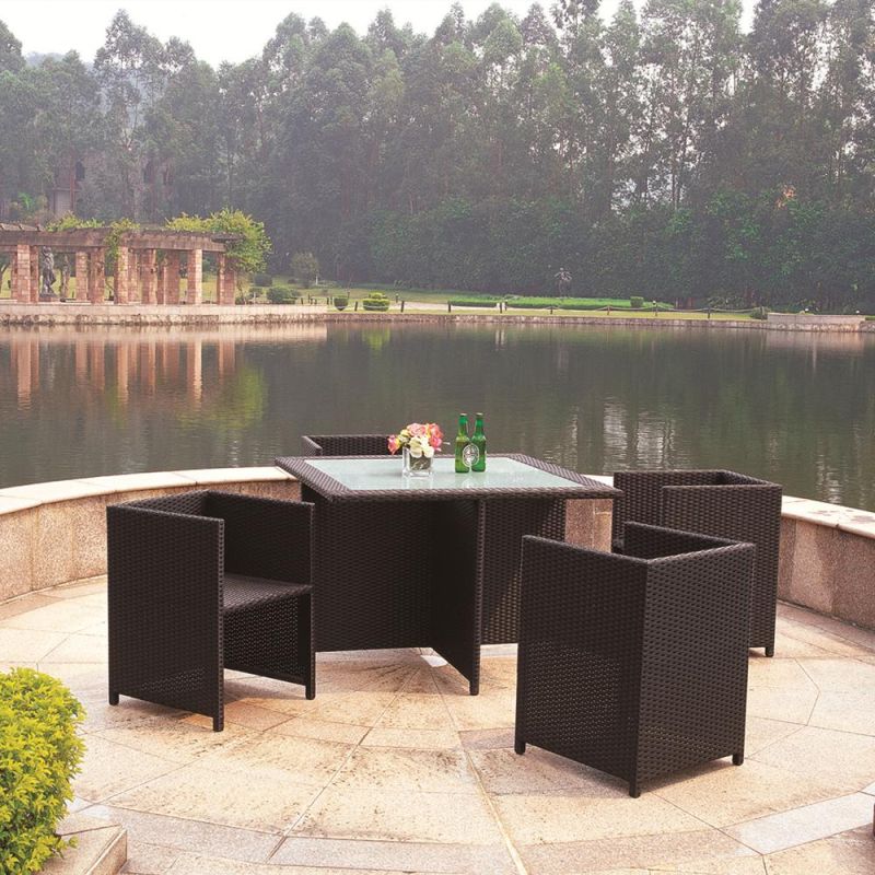 Luxury Garden Outdoor Furniture Rattan Glass Tabletop and Sofa Set