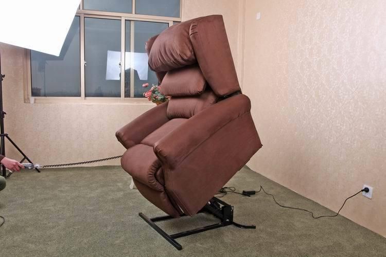 to Help Elder Stand up Two Single German Okin Motor Massage Lift Chair Recliner Electric Chair Sofa