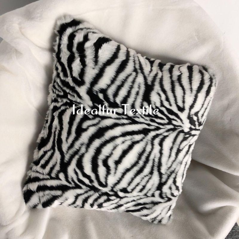 Black/White Jacquard Fake Fur Cushion Cover