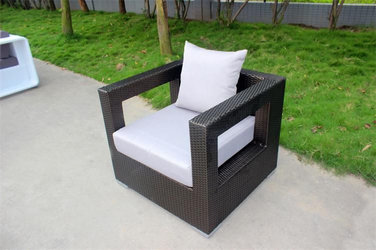 F- Guangdong Outdoor Furniture Garden Rattan Sofa (CF611)
