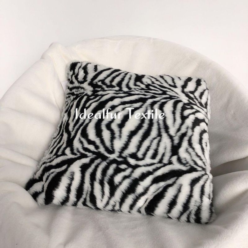Black/White Jacquard Fake Fur Cushion Cover