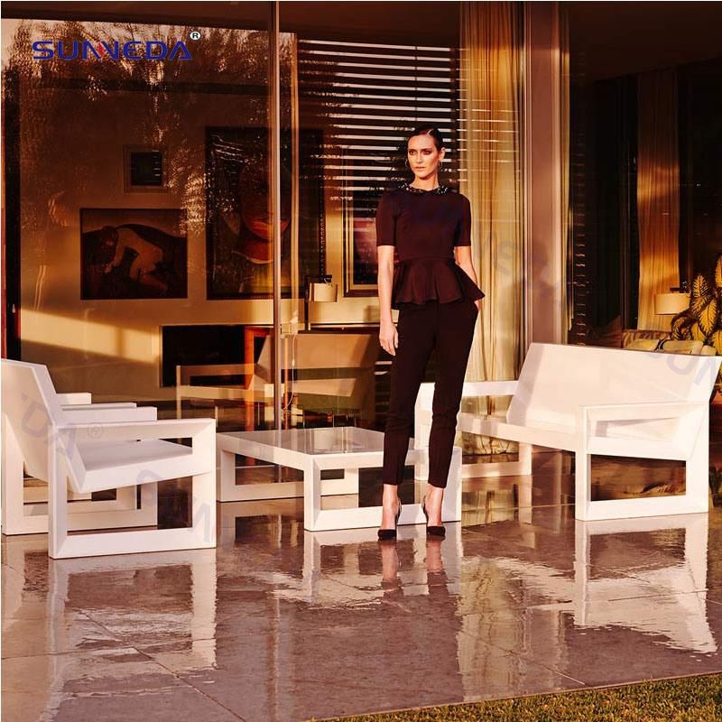 Garden Commercial Sofa with Golden Outdoor Professional Powder