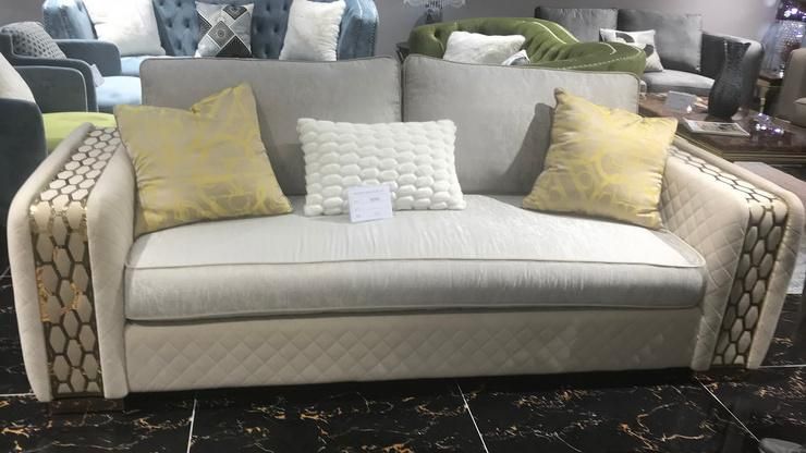 Solid Wood Frame Sofa with Fabric Velvet with Stainless Steel for Living Room Furniture