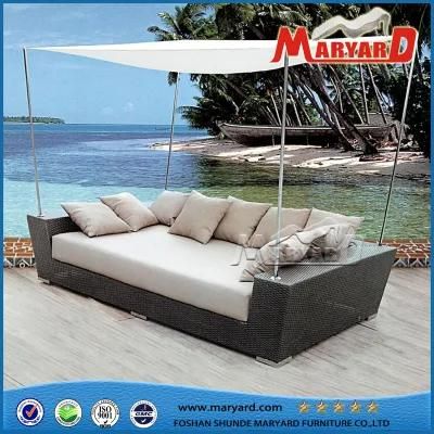 Modern Garden Hotel Home Furniture Terrace Rattan Sofa Set Sun Lounger Sun Bed Beach Side Sunbed