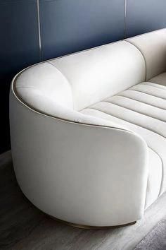 White High Quality Premium Luxury Sofa Home Living Room Furniture 2 Seater Sofa Set Italian Modern Leather Sofa Furniture