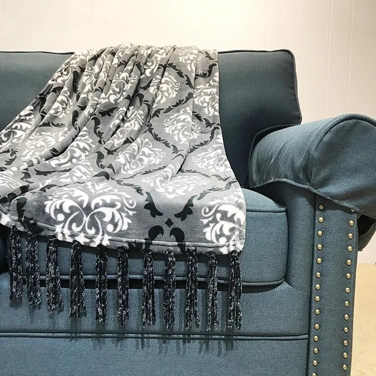 New Style Fashionable Tassel Popular Knitted Throw Blanket Soft Fringe Solid Sofa Blanket