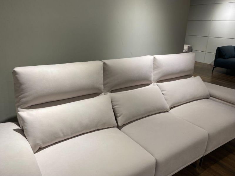 China Manufacturer of Hot Sale Nordic Living Room Luxury Furniture Fabric Sofa