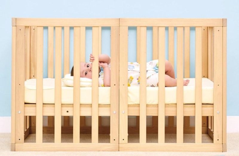 Multifunctional Wooden Baby Crib Wholesale Cot Solid Sofa Bed